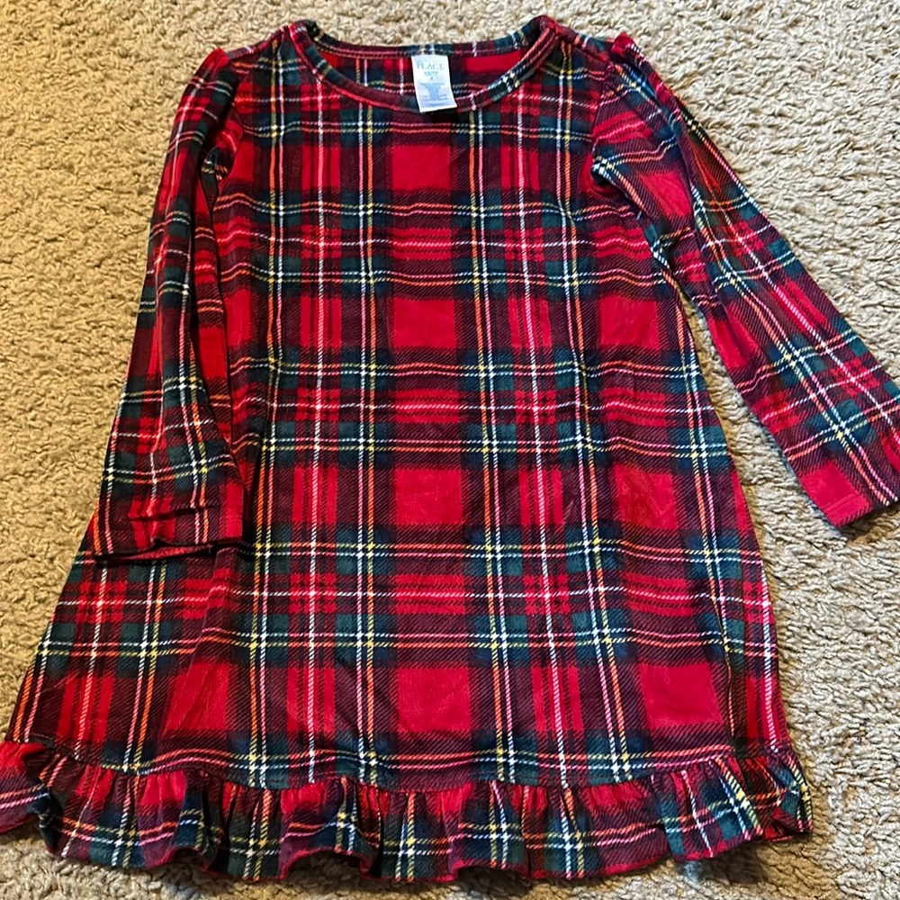 *4 for $15* Children’s Place Plaid Fleece Night Gown